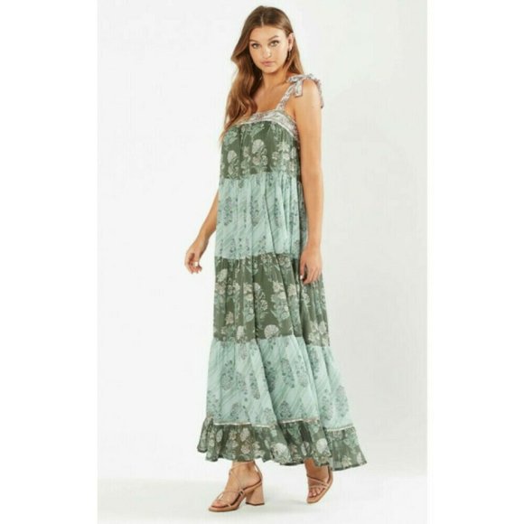 TIGERLILY Margaux Green Cotton Tiered Floral Maxi Dress NWT RRP$319 - Picture 2 of 15